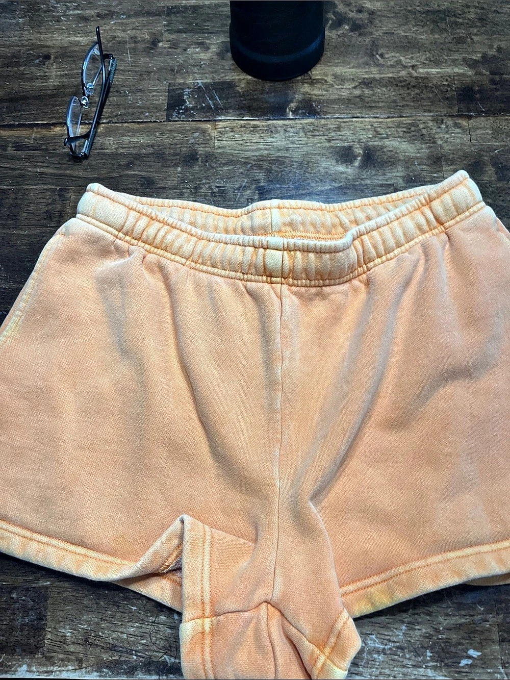 Tna Cozy Fleece Boyfriend Short Fleece Shorts in Orange Size Medium Like New